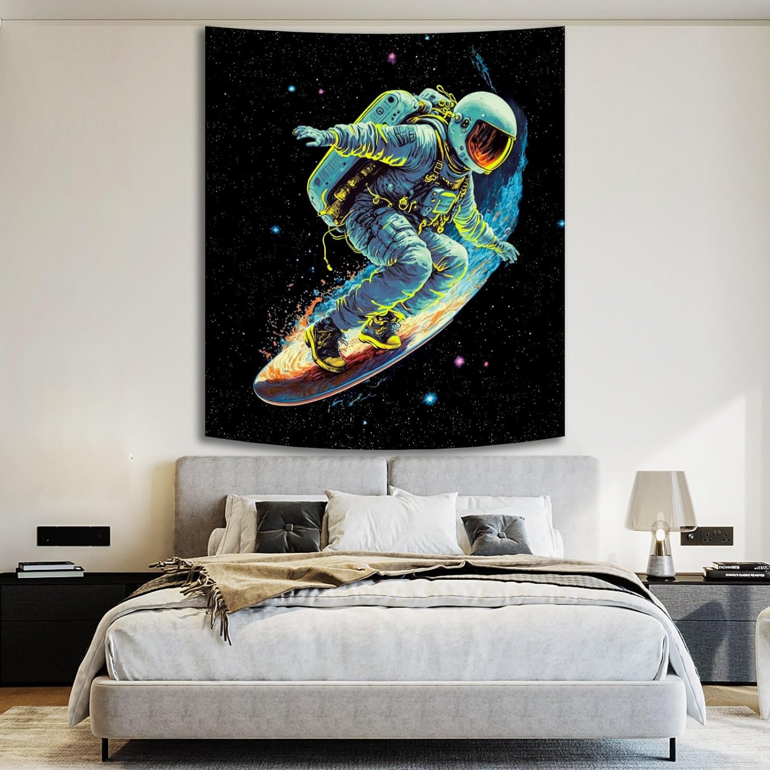 Astronaut Surfing | Oficiální GlowTapestry UV Art Decor 