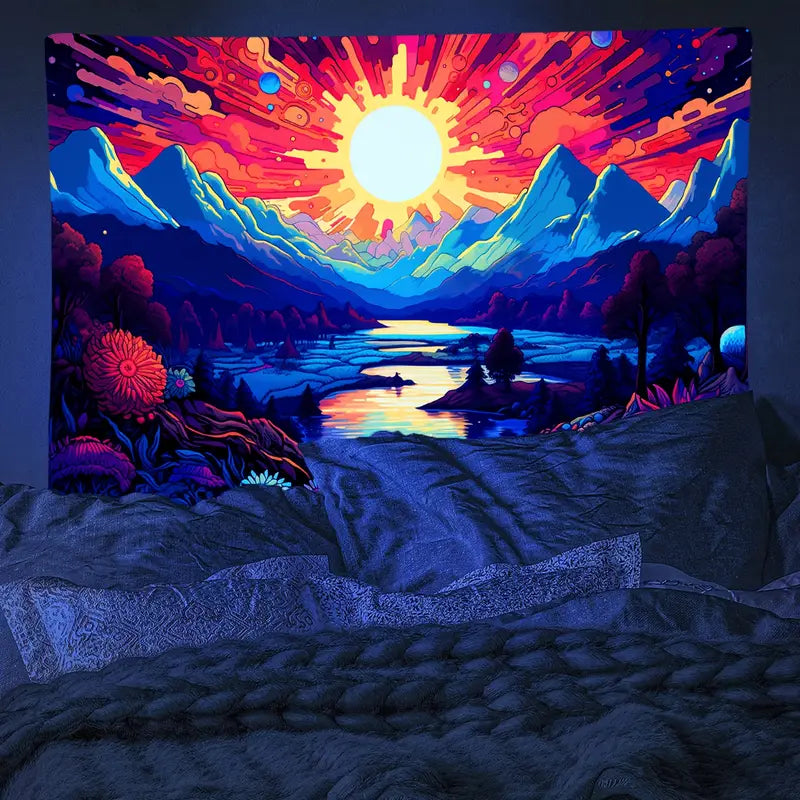 Sluneční hora | Oficiální GlowTapestry UV Art Decor 