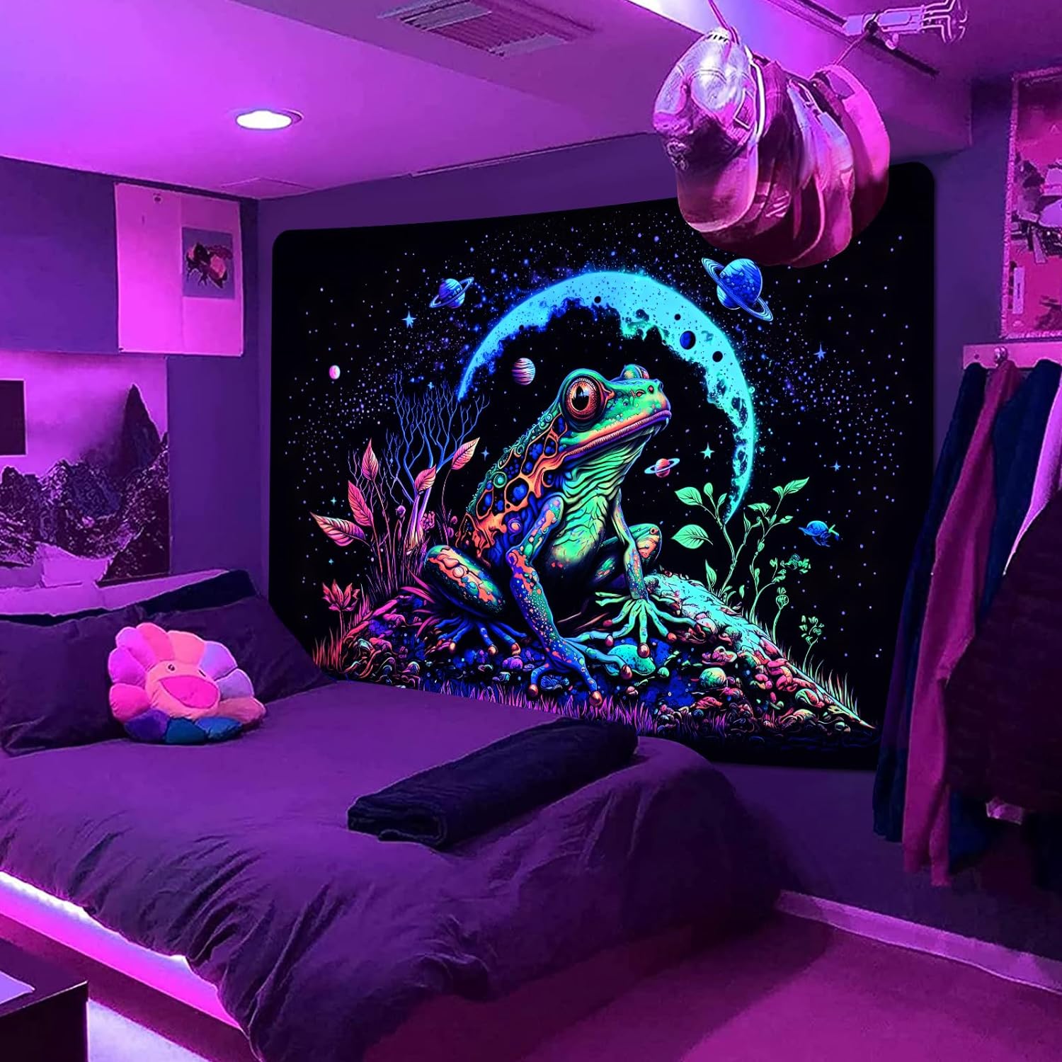 Space Frog | Offizielles GlowTapestry UV-Kunstdekor 