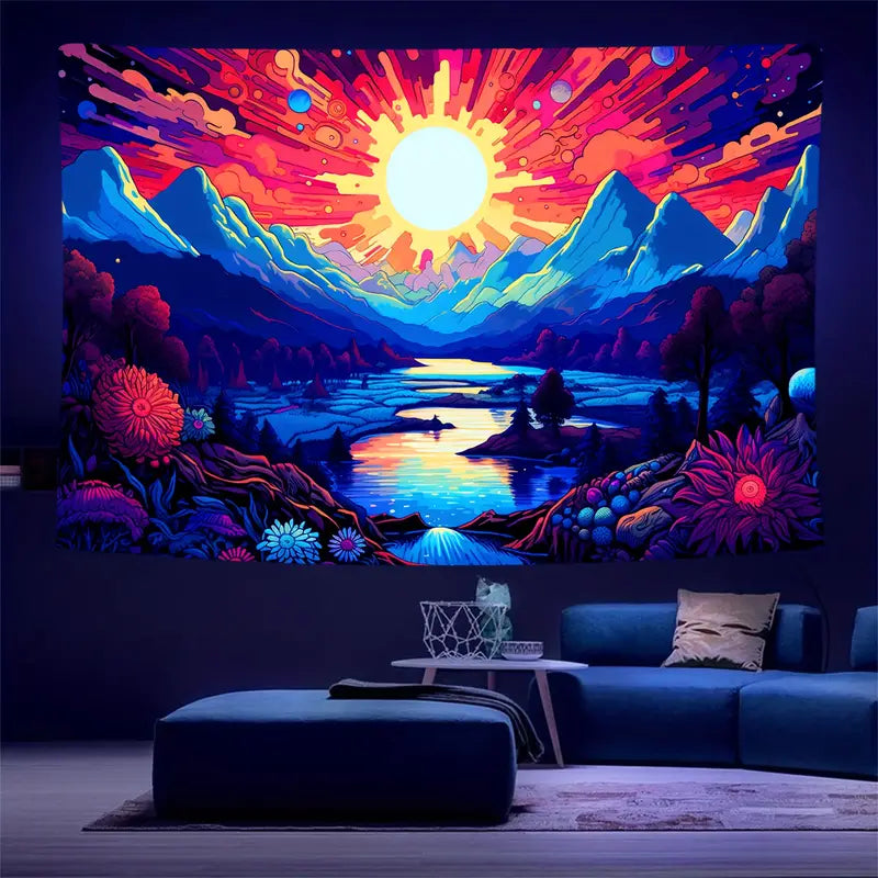 Sluneční hora | Oficiální GlowTapestry UV Art Decor 