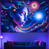 Kosmischer Träumer | Offizielles GlowTapestry UV-Kunstdekor 